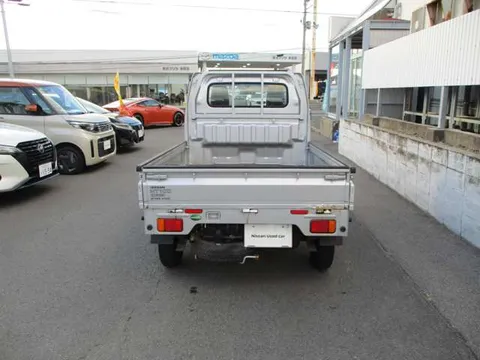 Nissan Clipper Truck