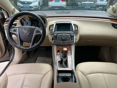Buick LaCrosse