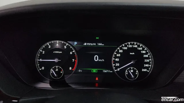 Genesis G90 (EQ900)