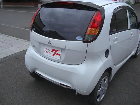 Mitsubishi I