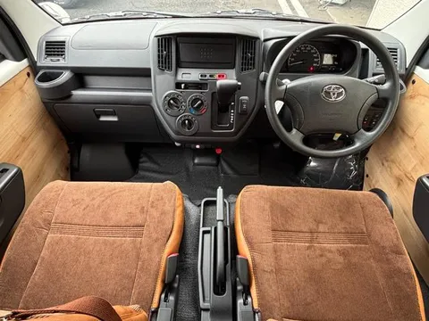 Toyota TownAce Van