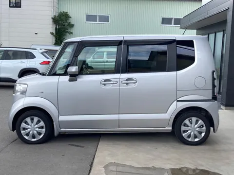 Honda N-BOX Plus