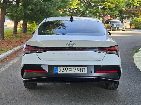 Hyundai Elantra (Avante)