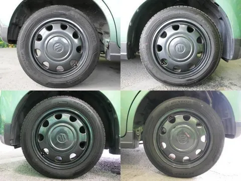 Suzuki Spacia Gear