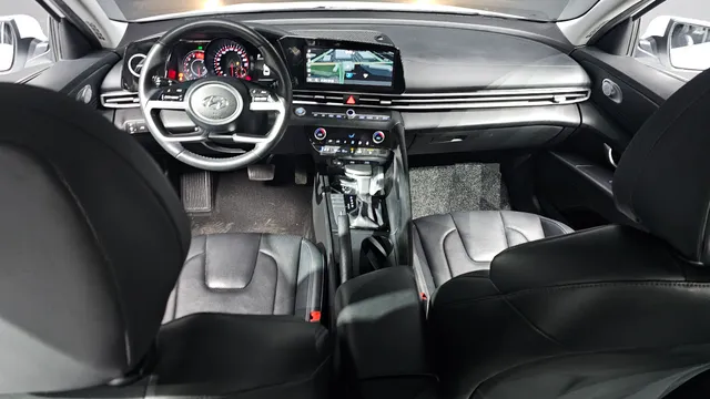 Hyundai Elantra (Avante)