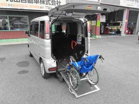 Suzuki Spacia