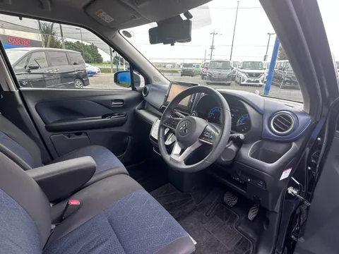 Mitsubishi eK X