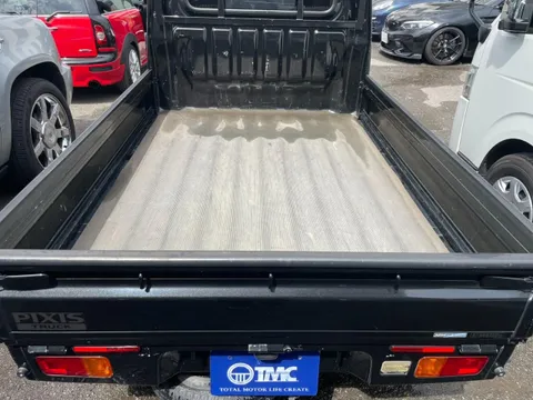 Toyota Pixis Truck