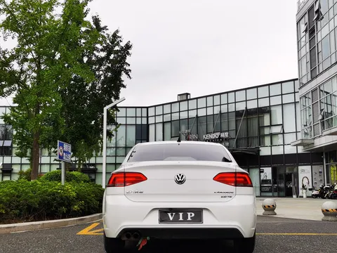 Volkswagen Lamando