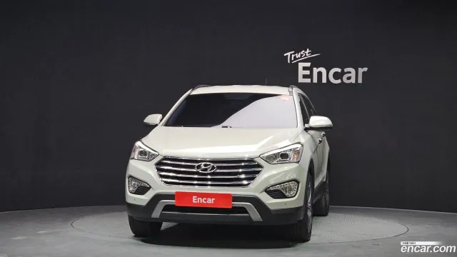 Hyundai Grand Santa Fe (Maxcruz)