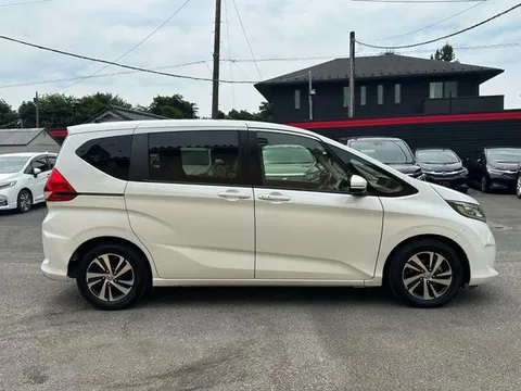 Honda Freed Plus