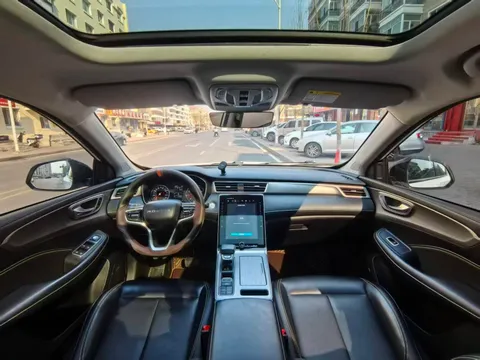 Roewe RX5