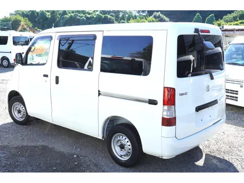 Toyota TownAce Van
