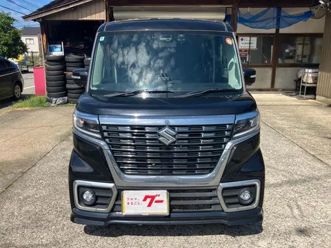 Suzuki Spacia Custom