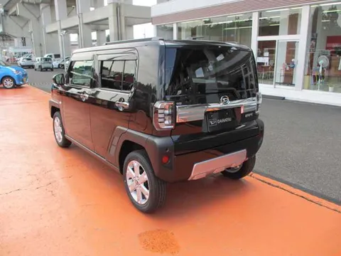 Daihatsu Taft
