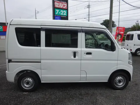 Nissan Clipper