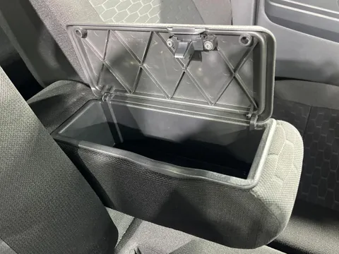 Toyota Pixis Mega