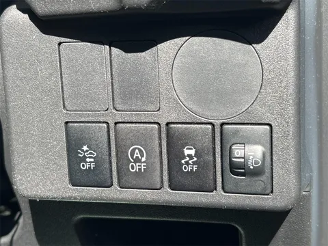 Toyota Pixis Mega