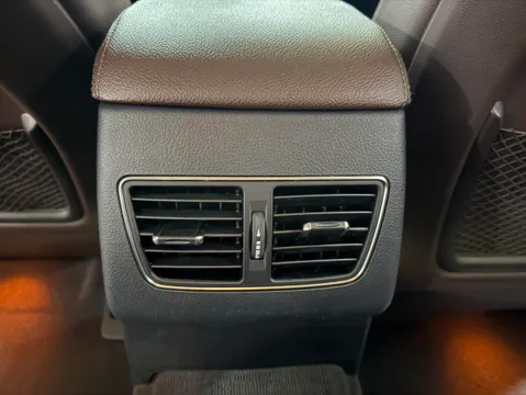 Hongqi H7