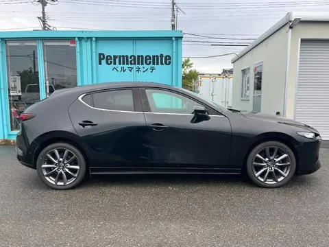 Mazda MAZDA3 Fastback
