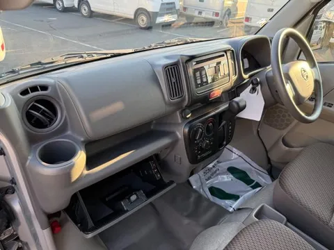 Nissan Clipper