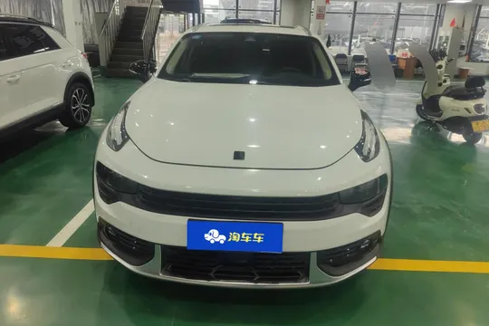 Lynk & Co Lynk & Co 02