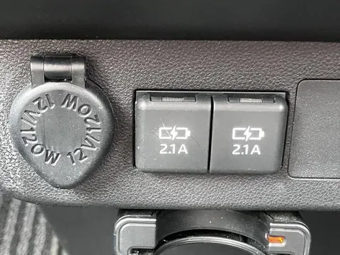 Daihatsu Mira Tocot