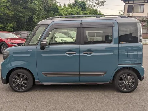 Suzuki Spacia Gear