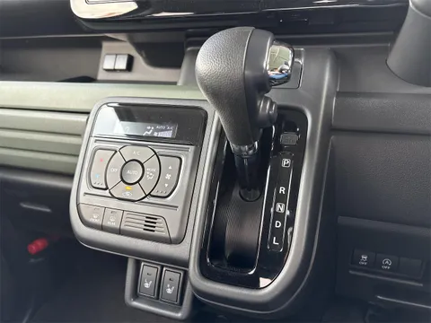 Suzuki Spacia Gear