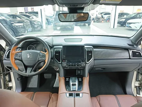 Honda UR-V