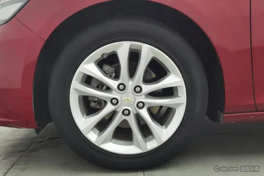 Chevrolet Malibu XL