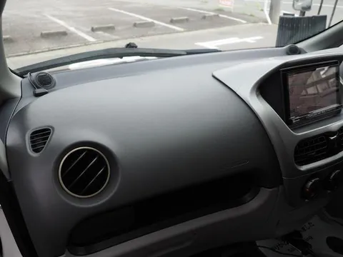 Mitsubishi I