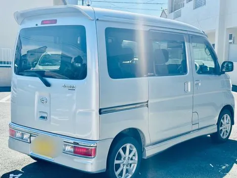 Daihatsu Atrai Wagon