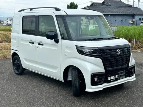 Suzuki Spacia Base