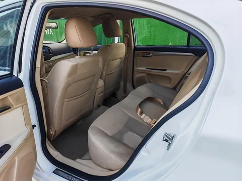 Roewe 350