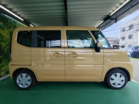 Suzuki Spacia