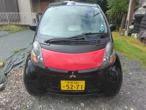 Mitsubishi I