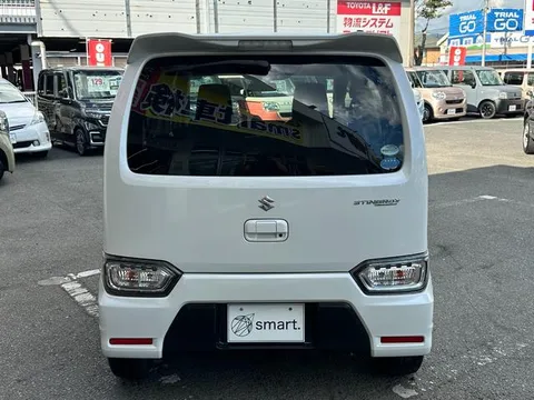 Suzuki Wagon R Stingray
