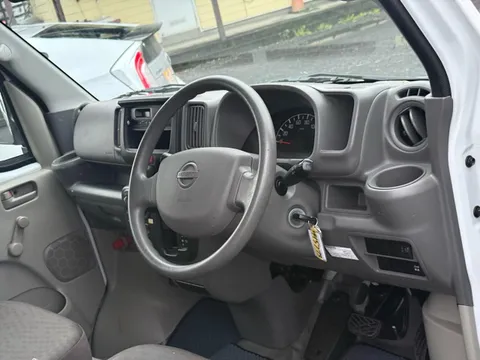 Nissan Clipper