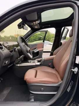Mercedes-Benz Mercedes-Benz GLB