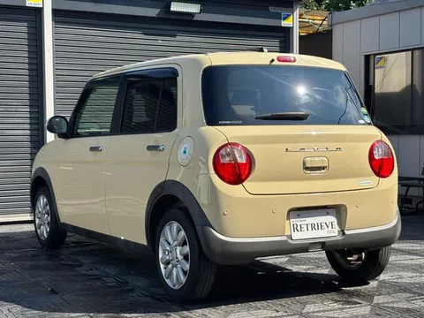 Suzuki Alto Lapin