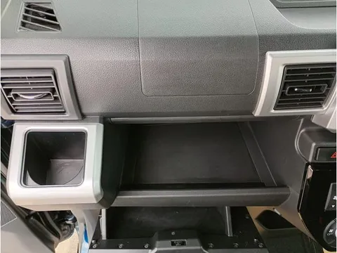 Toyota Pixis Mega