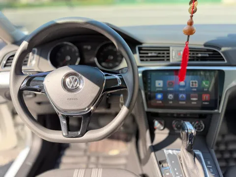 Volkswagen Lamando