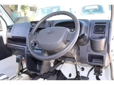 Nissan Clipper Truck