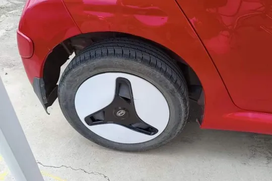 BYD F0