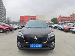 Borgward BX7