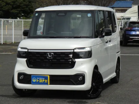 Honda N-BOX Custom