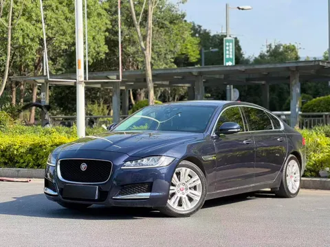 Jaguar XFL