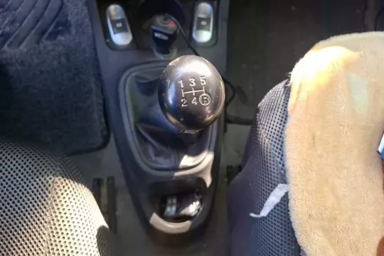 BYD F0
