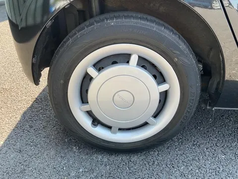 Daihatsu Mira Tocot